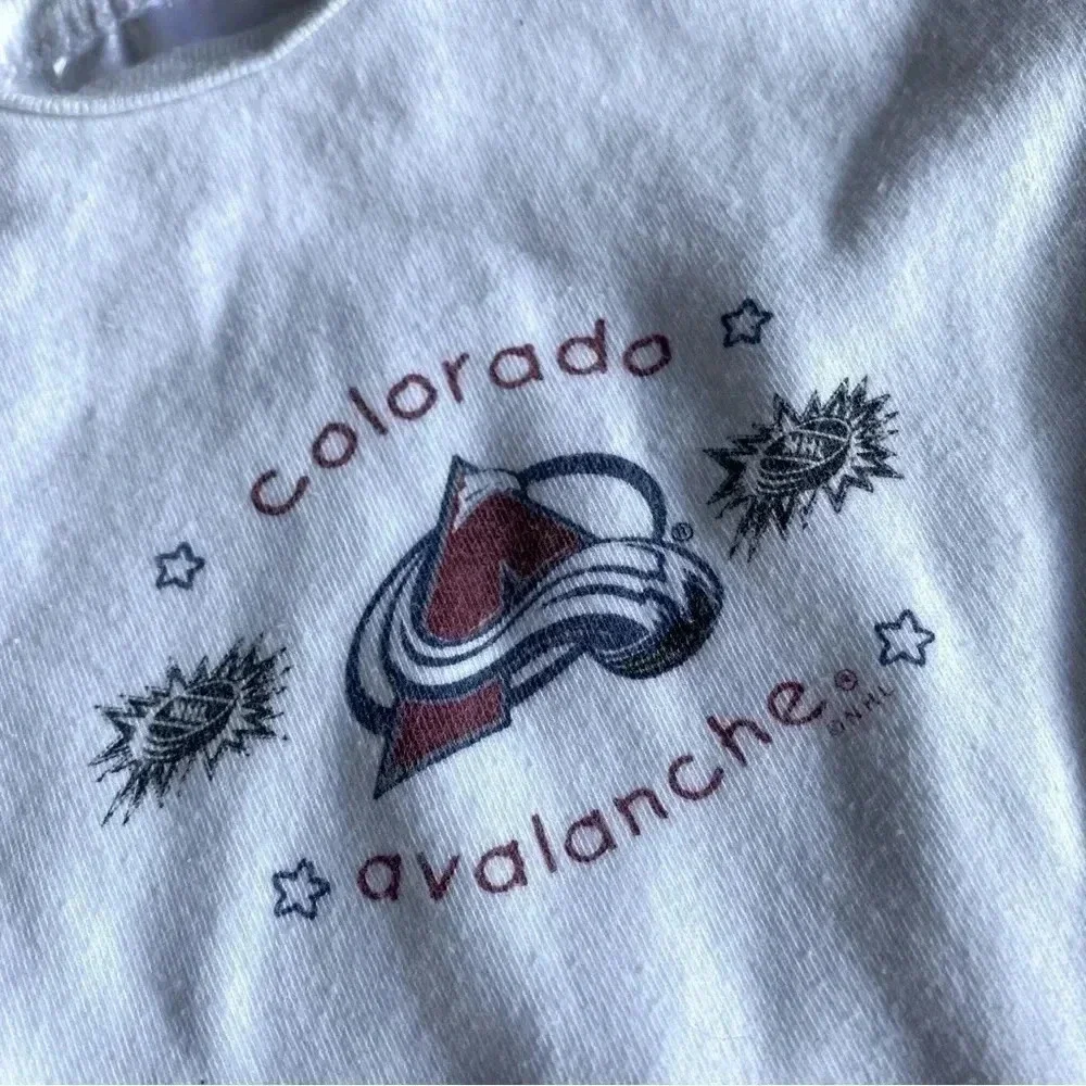 Colorado Avalanche Vintage Onesie Creeper Diaper Shirt Snapshirt: 0-6 months